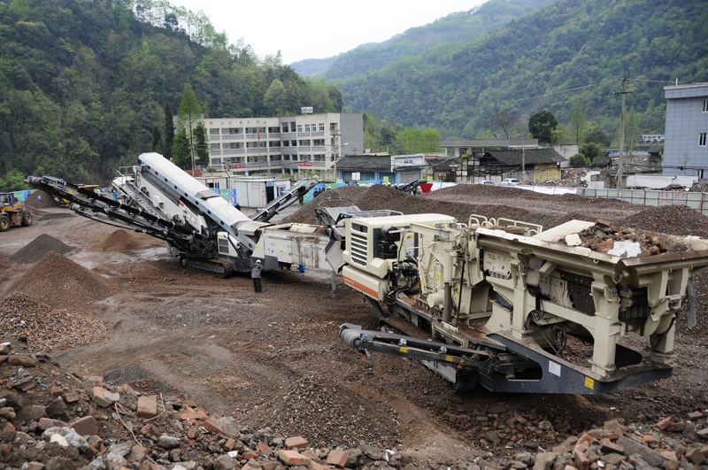 建站垃圾再生施工現場(圖)